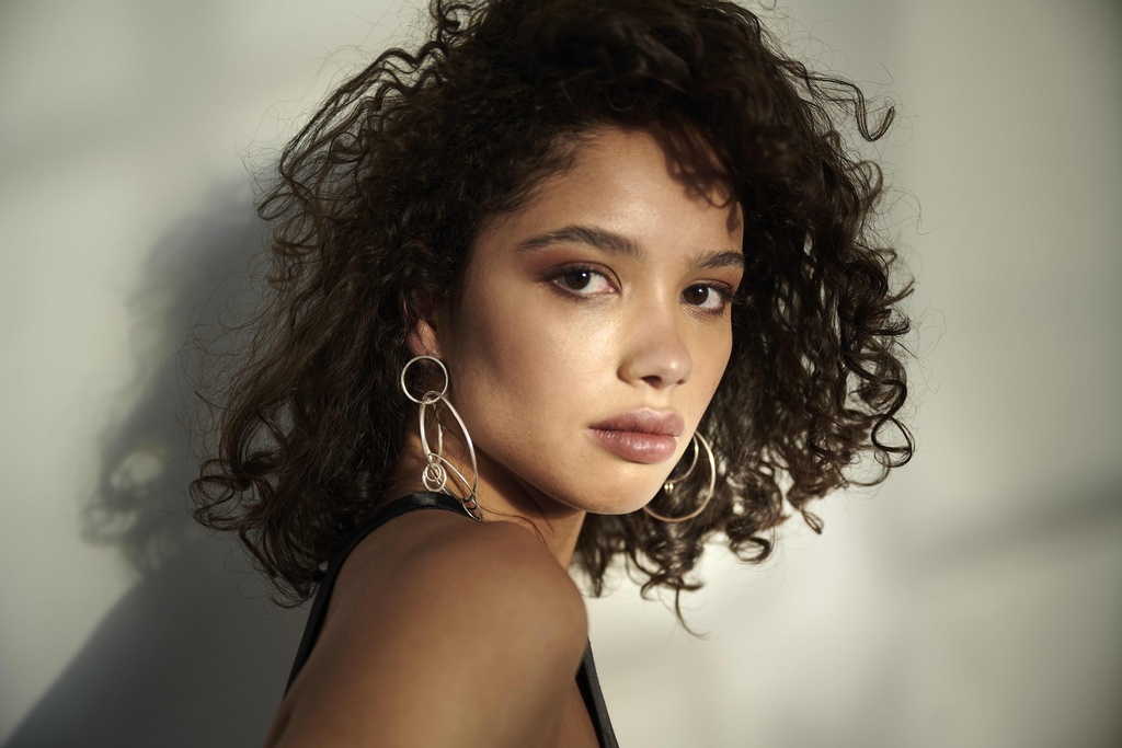 EARRING LASSO PHI O1.96 Silver (1 PIECE)