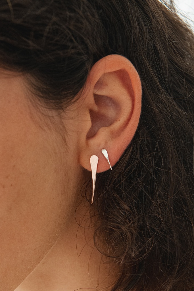 EARSTUD LASSO TWISTED BONE O1.4