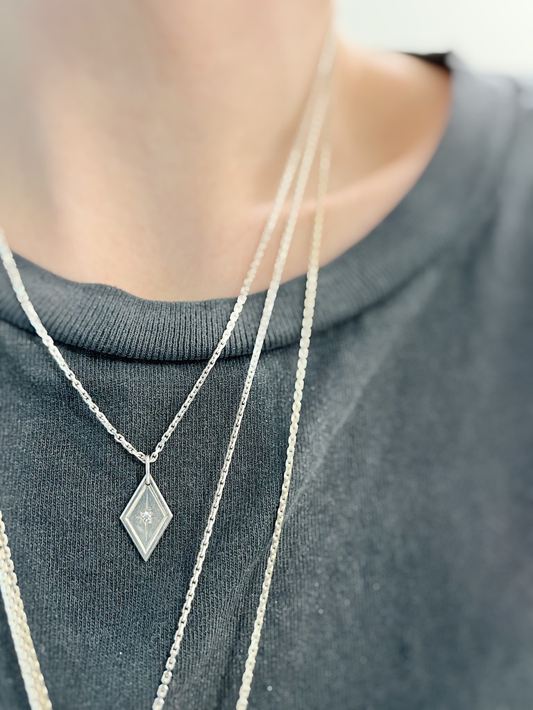 NECKLACE Emma Gregory  K9.7