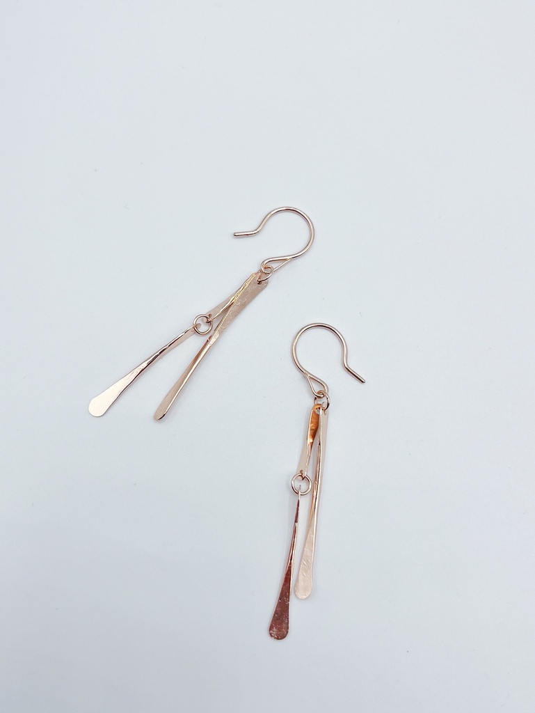 EARRINGS LASSO Twisted Bone O1.4 Rose