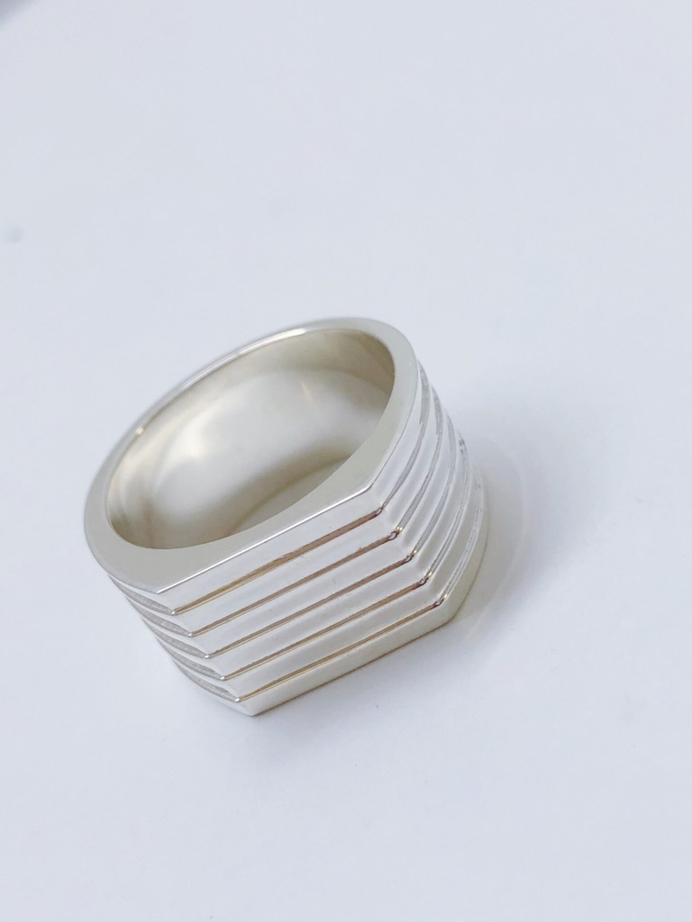 RING Lore Van Keer R31.22
