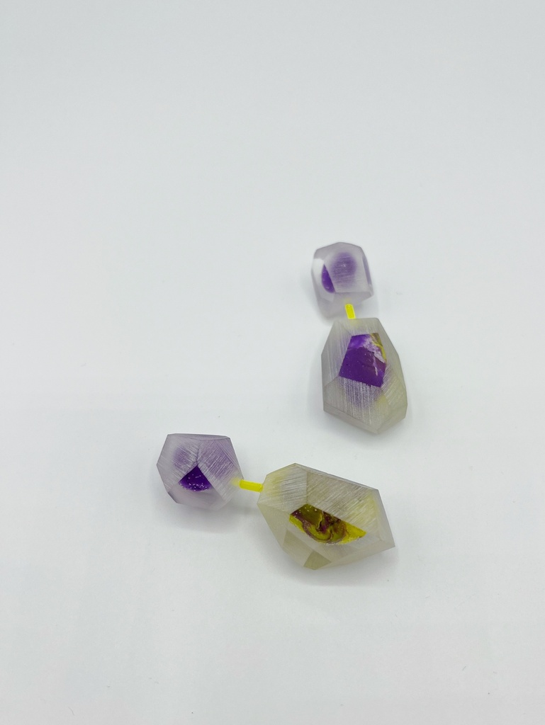 EARRINGS Anke Raeymaekers O13.3 Purple