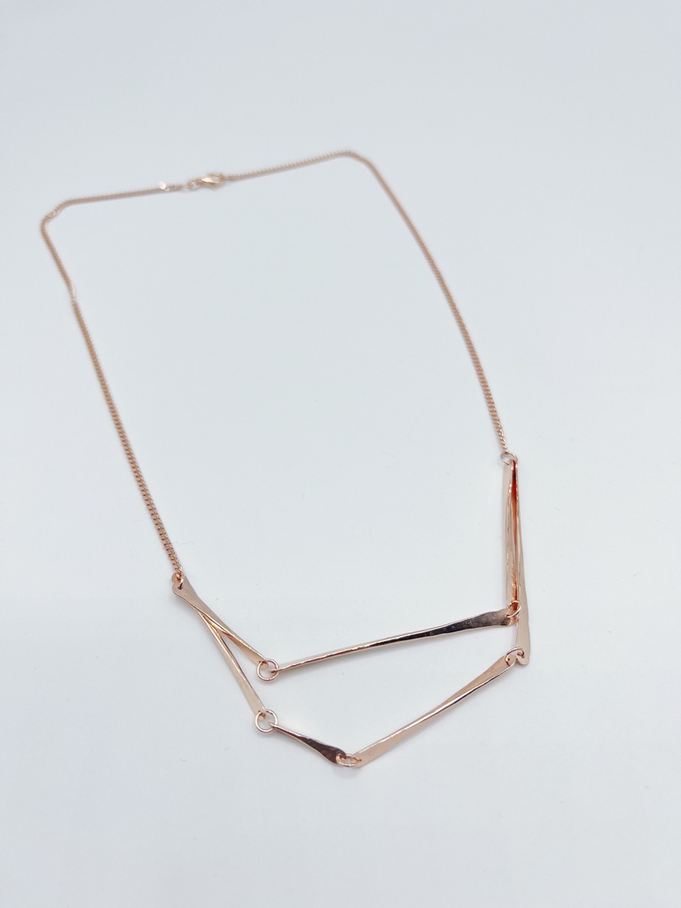 NECKLACE LASSO TWISTED BONE K1.24 Rose