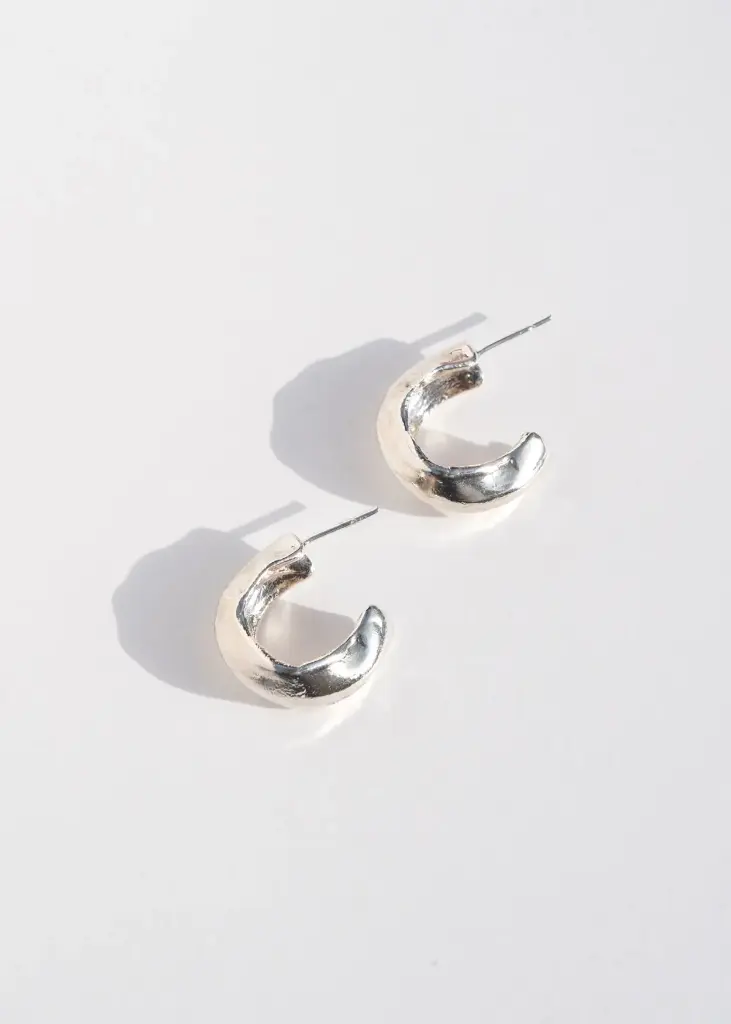 EARRINGS Swim To The Moon O33.11
