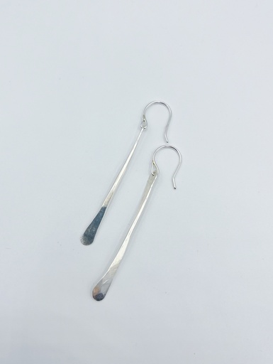 [O1.11-Silver] EARRINGS LASSO Twisted Bone O1.11 Silver