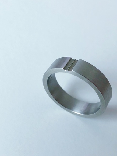 [R83.4] RING PATRICK MALOTKI