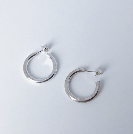 [O1.88-silver] Earrings LASSO