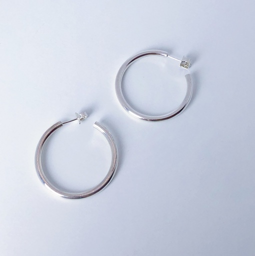 [O1.89-silver] Earrings LASSO