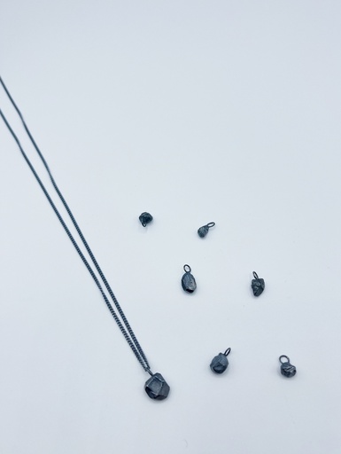 [H1.5 black] PENDANT LASSO RU H1.5 black