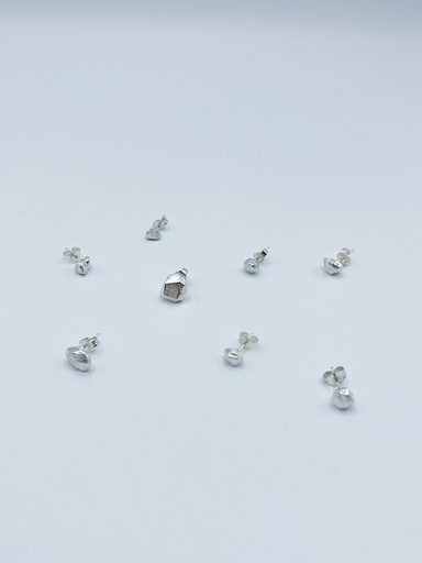 [O1.122 silver] EARSTUD LASSO RU O1.5 