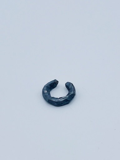 [O1.125 black] EARCUFF LASSO RU O1.125 black