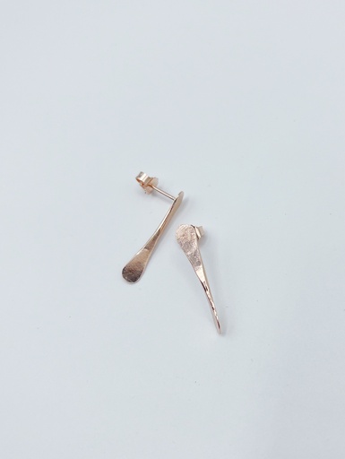[O1.5 rose] EARRINGS LASSO TWISTED BONE O1.5 Rose