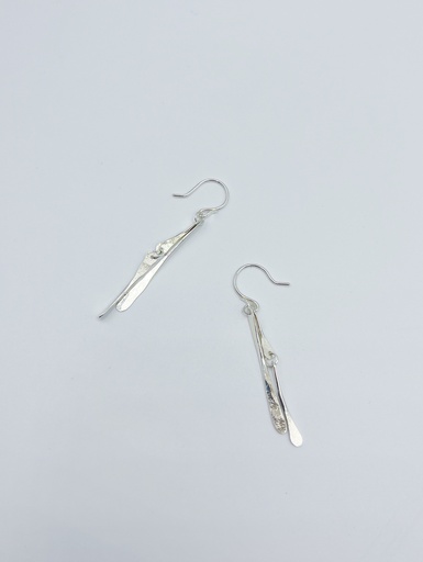 [O1.7 silver] EARRINGS LASSO TWISTED BONE O1.7 Silver 