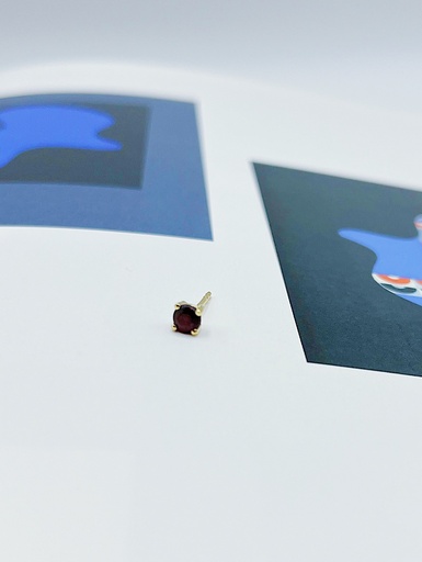 [O1.18kt.9 garnet] EARSTUD LASSO Garnet
