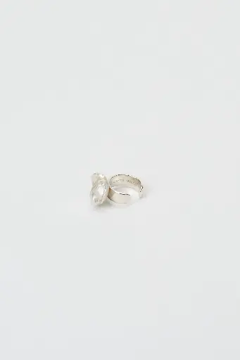 [E19.10] EARCUFF Mussels & Muscels E19.10