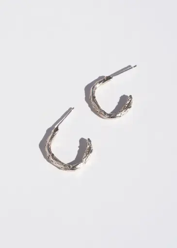 [O33.8] EARRINGS Swim To The Moon O33.8