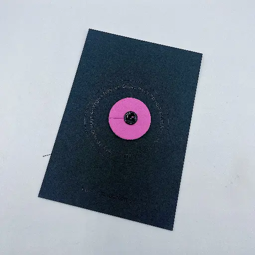 [B32.2 roze] Buttonhug