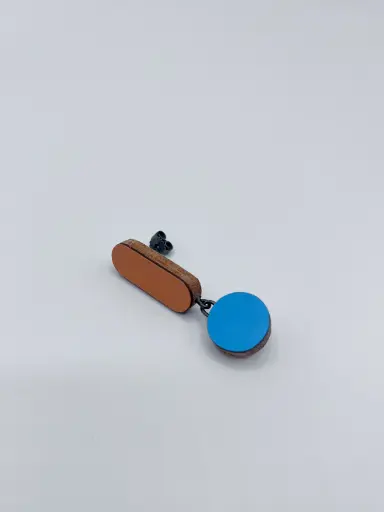 [O40.79 brown blue] Earring Karen Vanmol