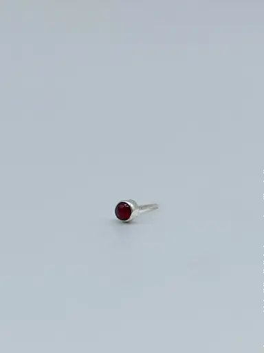[O1.34 silver garnet] Oorbel LASSO