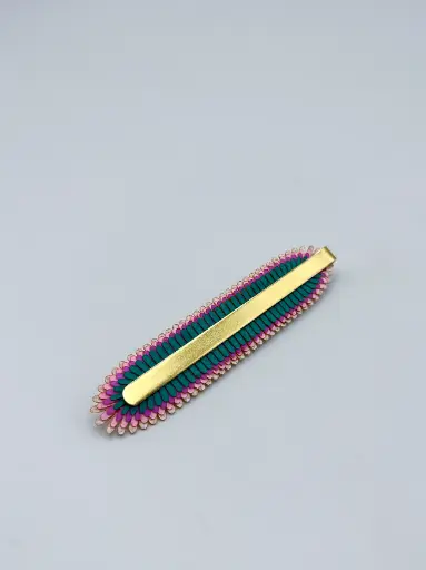 [B4.1-3] Brooch