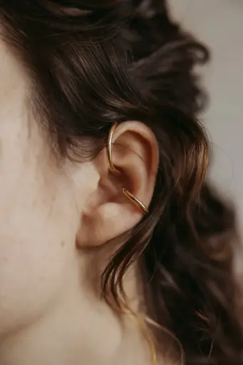[E51.48] Earcuff 