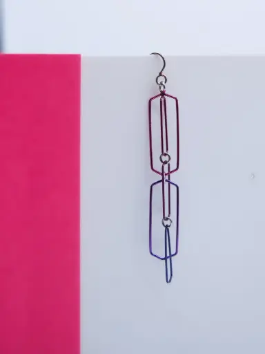 [O9.22 fuchsia-purple] Earring